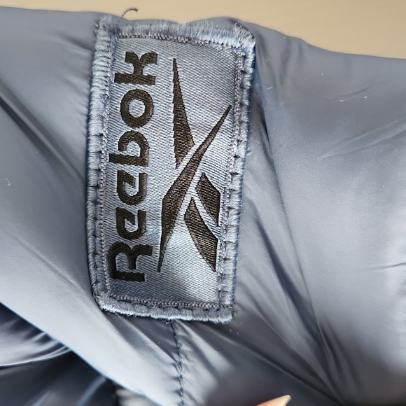 Reebok blue women's puffer jacket small - Picture 2 of 4
